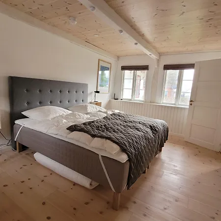 Ragnhilds Gård,